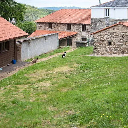 Ag Casa Branas, En Aldea Rural Gallega *